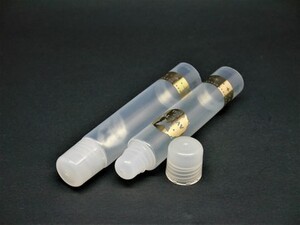 Lip Gloss Tube (Round Tip) with Screw Cap